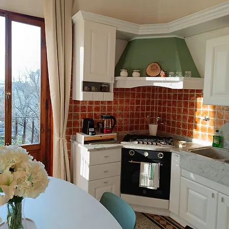 Apartment Castle 2 Bedrooms, 2 Bathrooms *