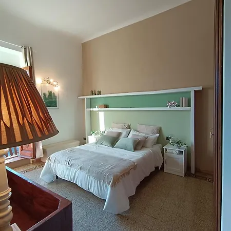 Castle 2 Bedrooms, 2 Bathrooms Apartment *