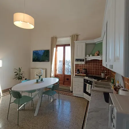Castle 2 Bedrooms, 2 Bathrooms * Florencja